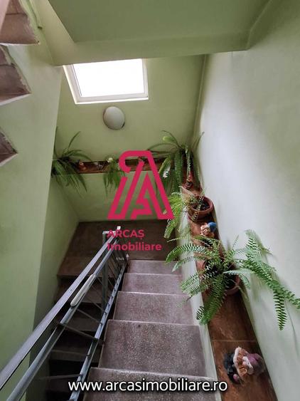 Casa de vanzare 7 camere, teren 1000 mp Sub Arini! - 20