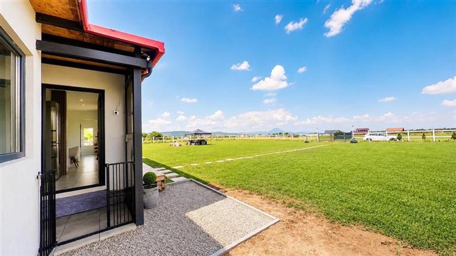 Teren extravilan de 1640 mp, în Exterior Est