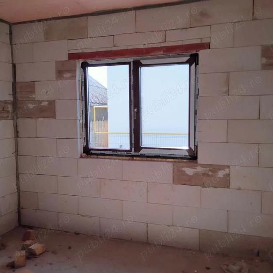 Casă cu Teren 1850 Mp în Sagna