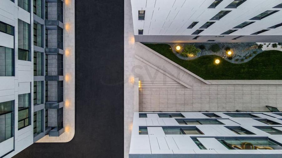 Penthouse cu 4 camere decomandat în Herăstrău