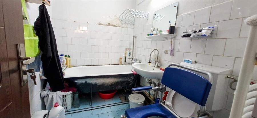 Apartament cu 3 camere decomandat în Decebal
