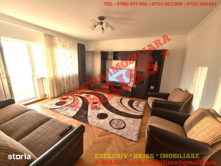 Apartament cu 3 camere decomandat în Central