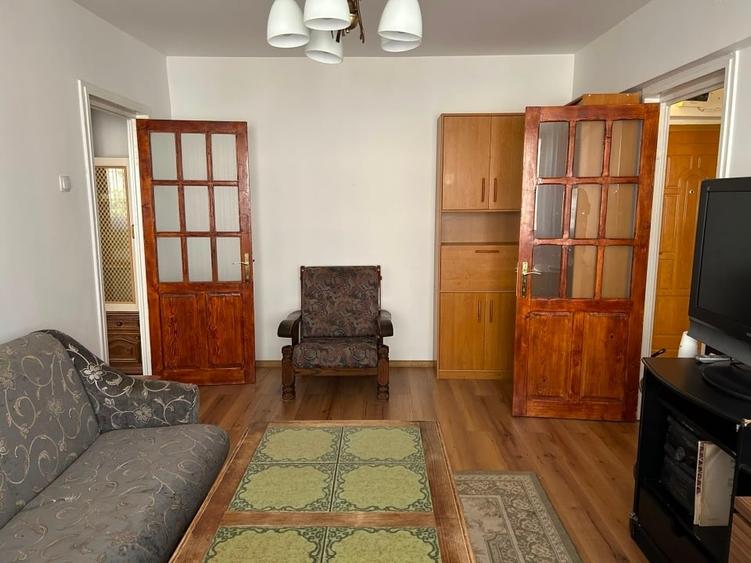 Apartament cu 2 camere semidecomandat, mobilat în Gară