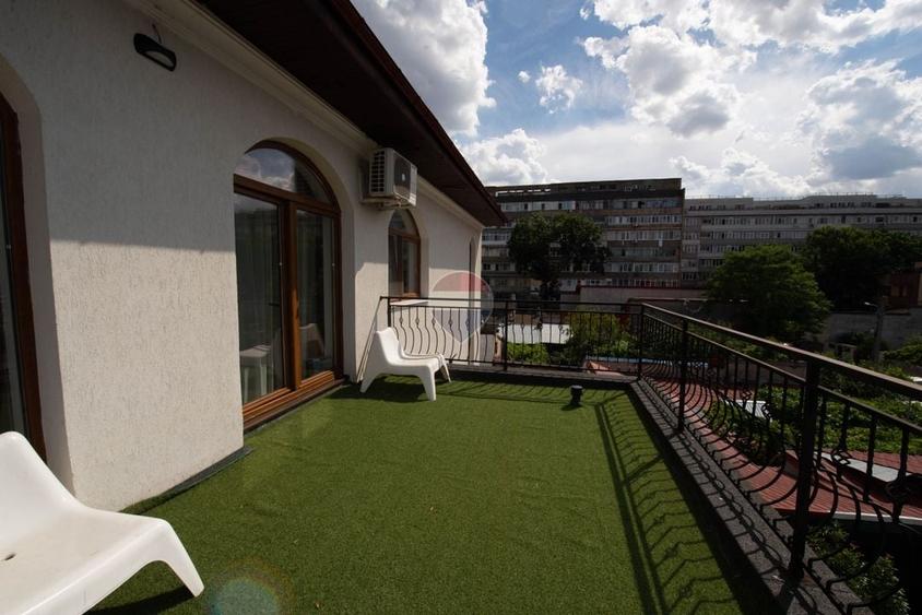 Apartament cu 3 camere decomandat, mobilat în Grivița