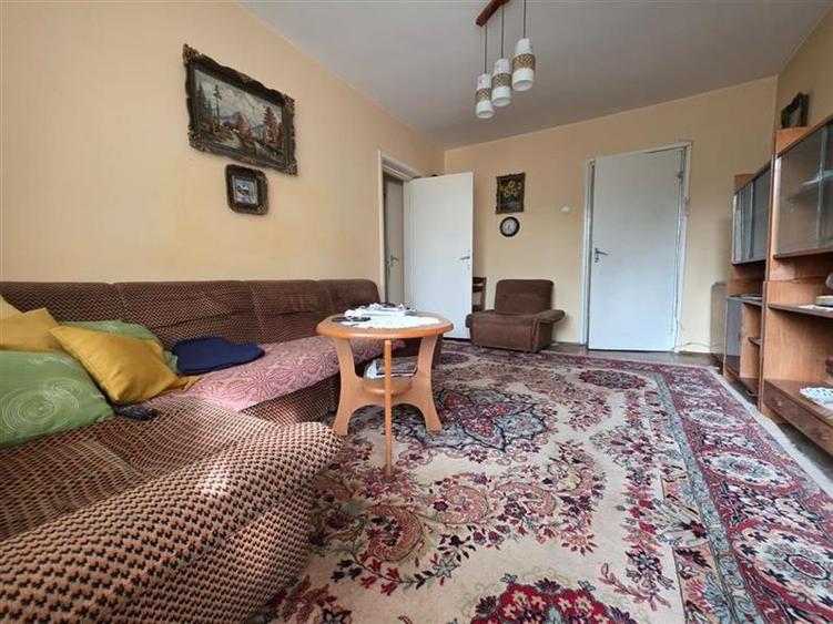 Apartament cu 2 camere circular în 13 Decembrie
