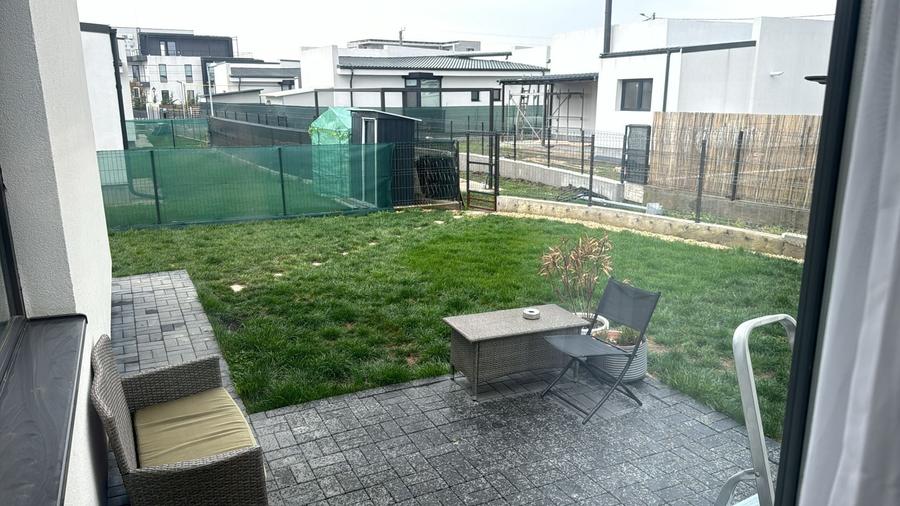Casă individuală cu 3 camere cu Canalizare în Câmpineanca