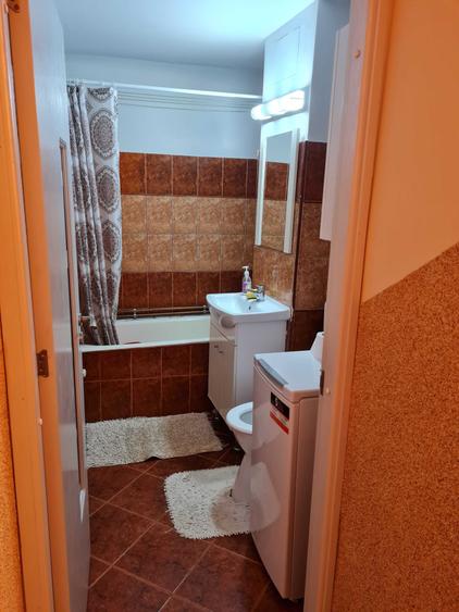 Garsonieră decomandată în Micălaca