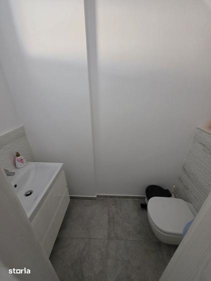 Casă cu 4 camere cu Teren 30 Mp în Central