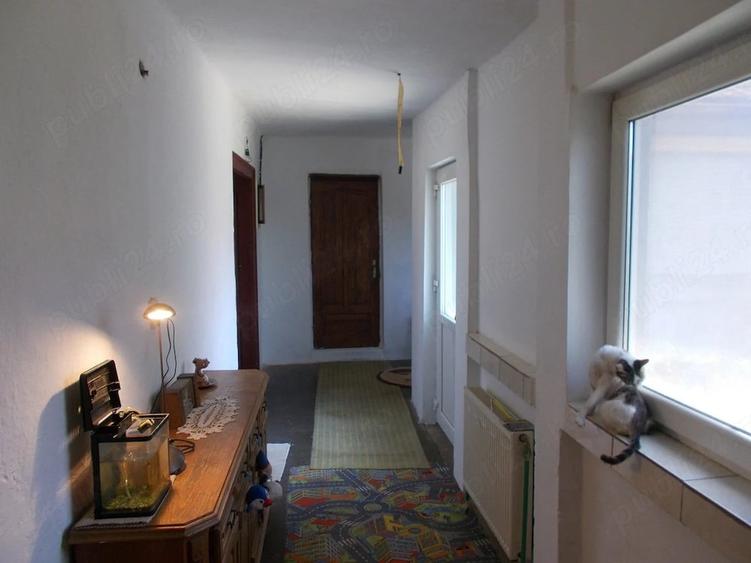 Casă cu 4 camere cu Teren 1906 Mp în Sânandrei