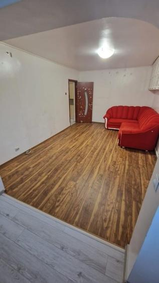 Vând apartament 3 camere, decomandat, in Iasi, Galata 1 (str.Vamasoaia) - 4