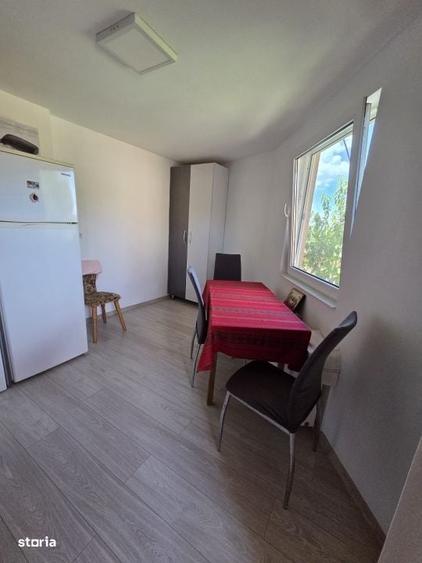 Casă cu 3 camere în Finteușu Mic