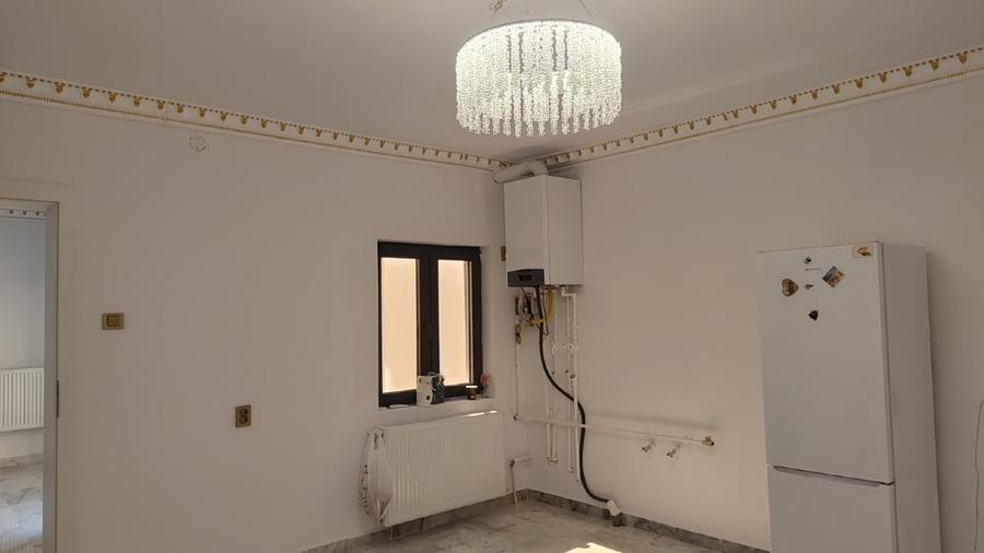 Casă individuală cu 5 camere în Mihai Bravu
