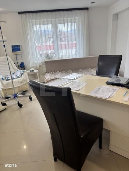 Casă cu 4 camere în Central
