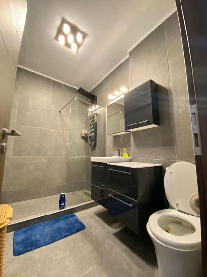 Apartament cu 3 camere semidecomandat în Ultracentral