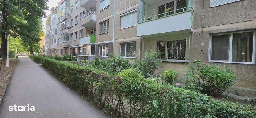 Apartament cu 2 camere semidecomandat în Rogerius
