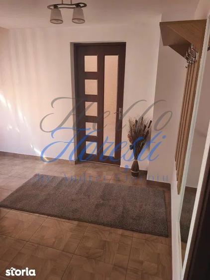 Apartament cu 2 camere semidecomandat în Iris