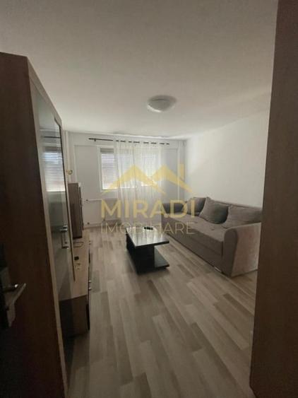 Vanzari Apartamente 2 Camere Piata Victoriei - 1