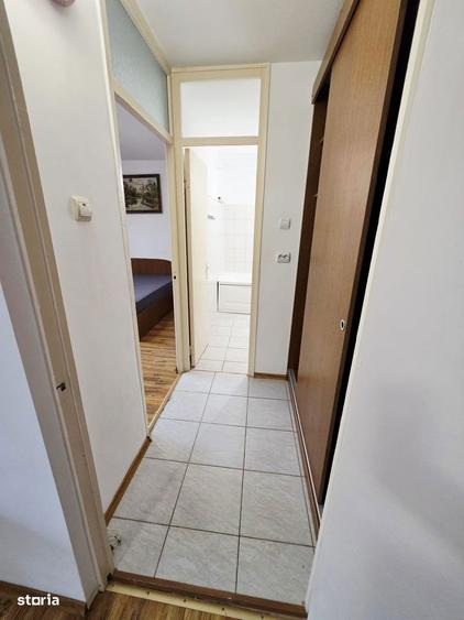 Apartament 2 camere decomandat, mobilat si utilat, zona 9 Mai - 15