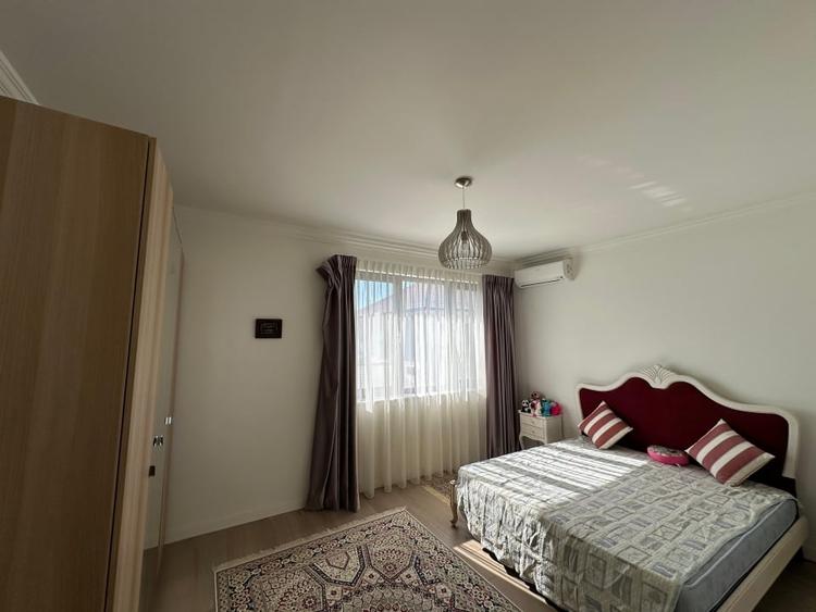 Vila Individuala 5 Camere Otopeni Terasa Parcare Curte Generoasa - 12