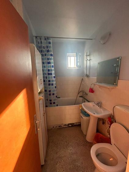 Apartment 3 camere INCHIRIAT - 8