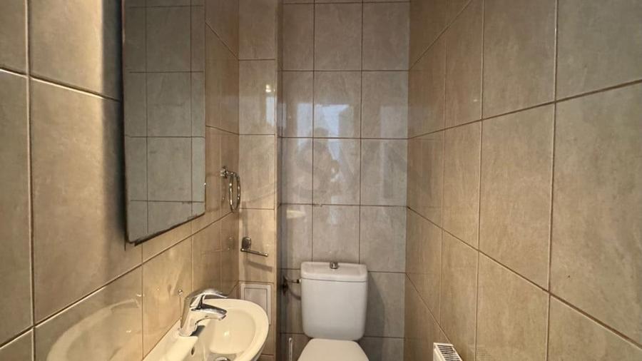 Casă cu 5 camere cu Teren 247 Mp în Floreasca