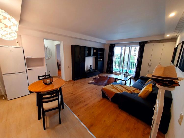 Ap. 2 camere - vedere piscină, Cosmopolis Centura Nord | Pipera | A3, comision 0 - 2