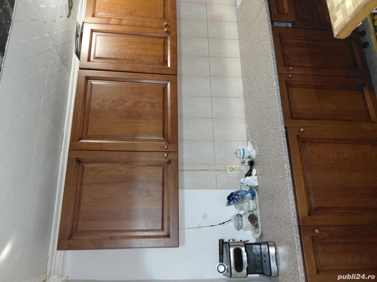 Inchiriez apartament cu doua camere in Ha?eg situat la parter utilat si mobilatr - 1