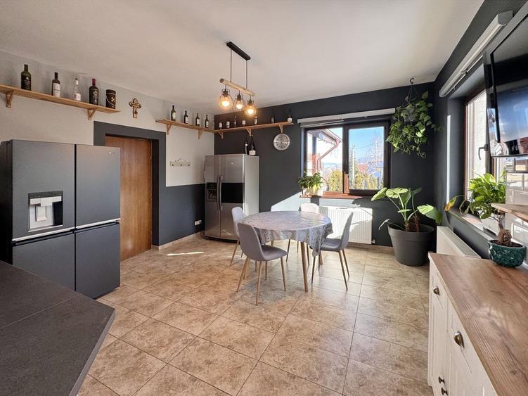 Investiție de Succes: Boutique Hotel la Cheie în Bran - 11