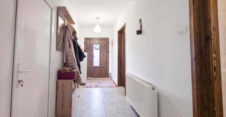 Casa spa?ioasa de vanzare Strada Republicii nr. 1... - 9