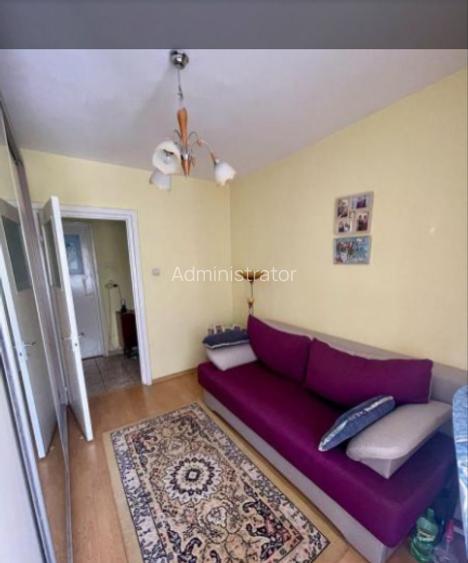 38825  Apartament 3 camere Dacia