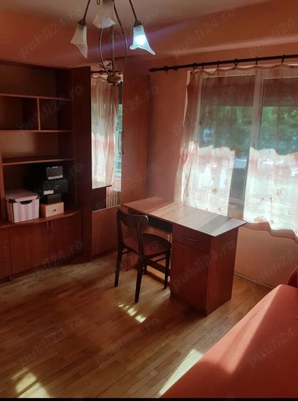 Inchiriez apartament decomandat 2 camere - 7