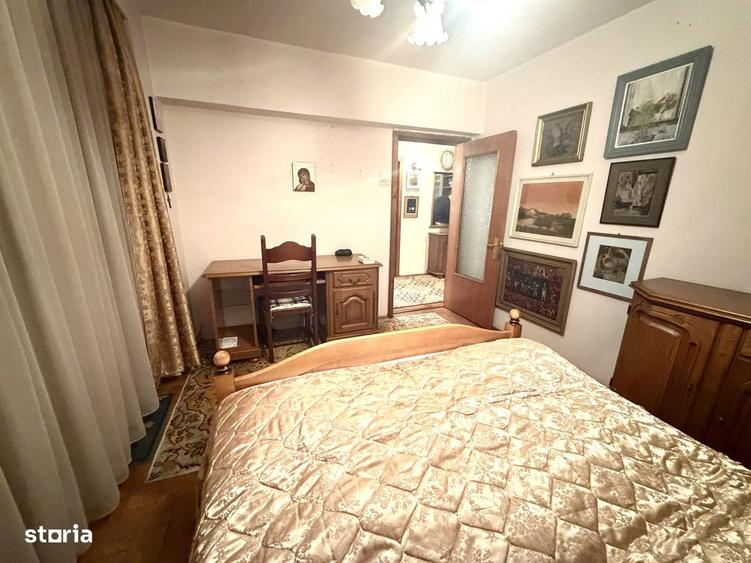 4 camere, et 3, bloc 1981, 101 mp - Cascada, str 9 Mai - 2