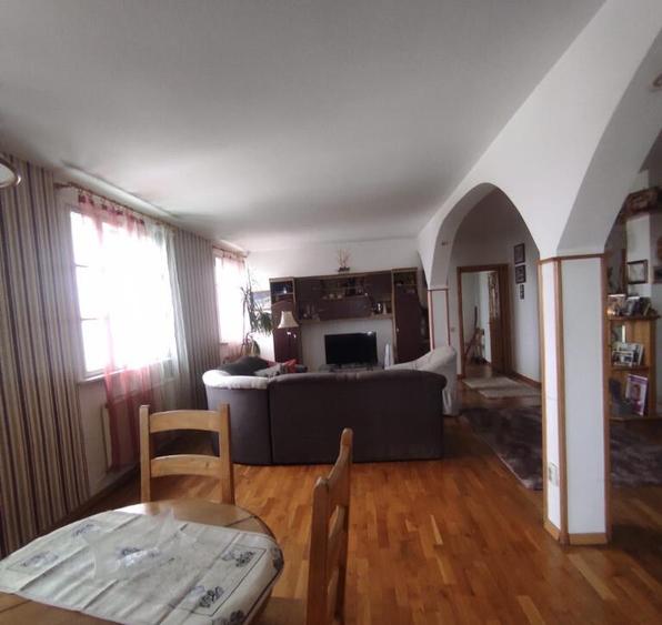 Apartament 3 camere spatios ultracentral municipiul suceava - 1