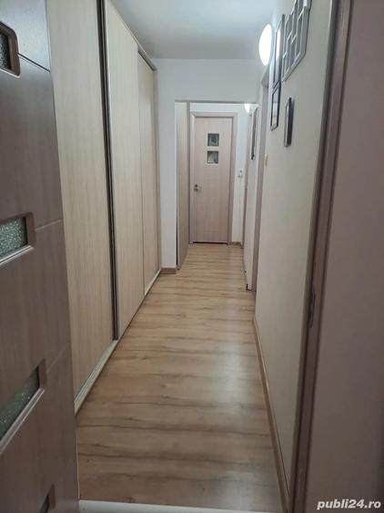 Apartament 3 camere ?coala 11 - 2