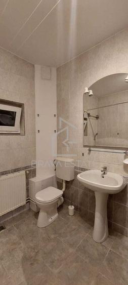 Apartament 3 camere &icirc;n vilă, 70mp, terasa 40 mp, zona Europa - 7