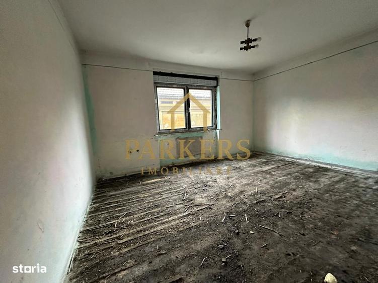 Casa cu etaj 4 camere 208 mp utili de vanzare in Fagaras - 1