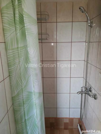 De vanzare garsoniera zona B-dul Decebal