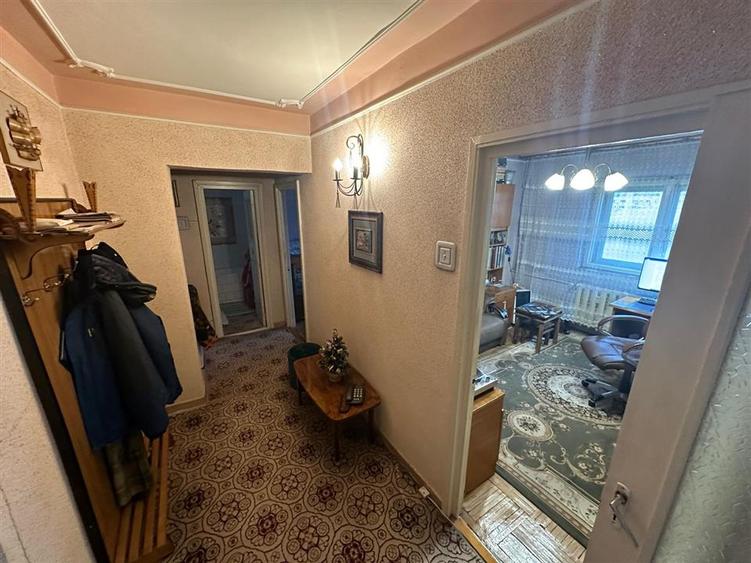 Ap 3 cam decomandat Ultracentral, et 8/10, 65 mp - 4