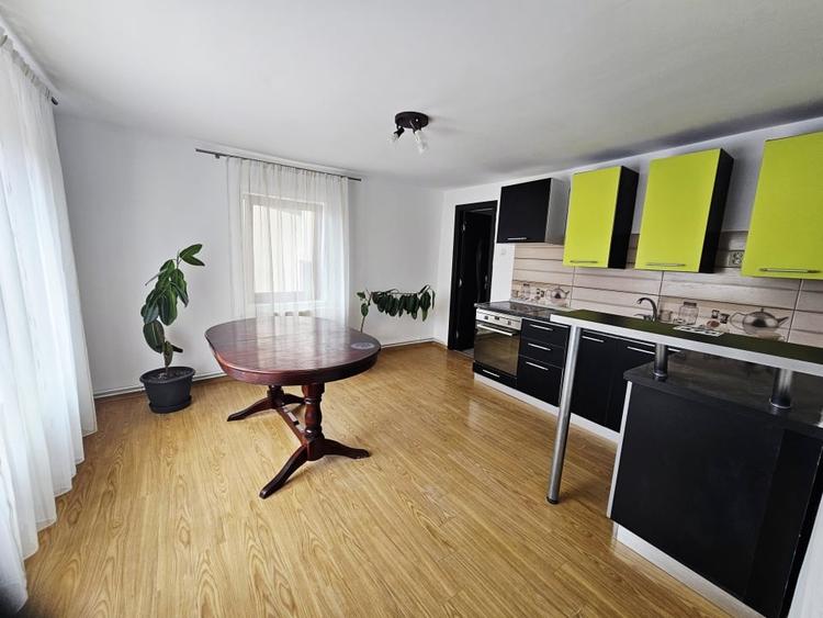 Casa eleganta,zona centrala Aiton,cu ciubar,gradina si panouri fotovoltaice - 7