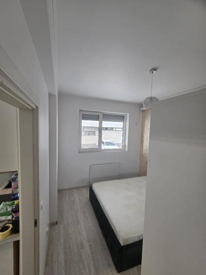 Vand apartament 3 camere - 10