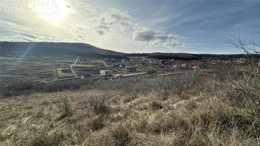 Teren Intravilan Dealu Jelnei - 15.2 ari - 7