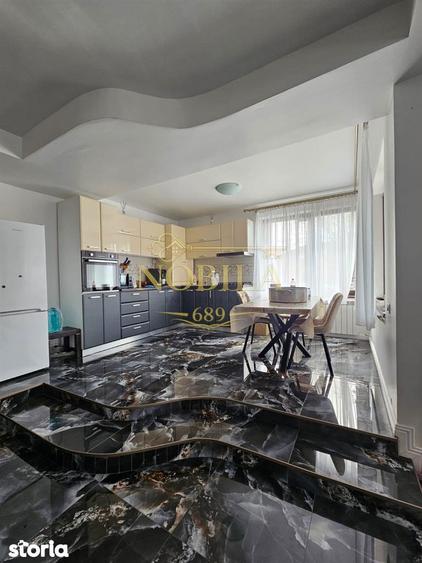 VILA DE VANZARE BACAU P+E+M (de locuit si birou , clinica, notarriat, - 11