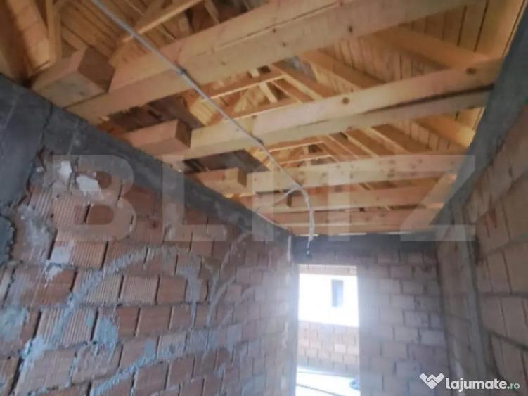 Vand 2 case la pre? de una 178.000 (negociabil) - 6