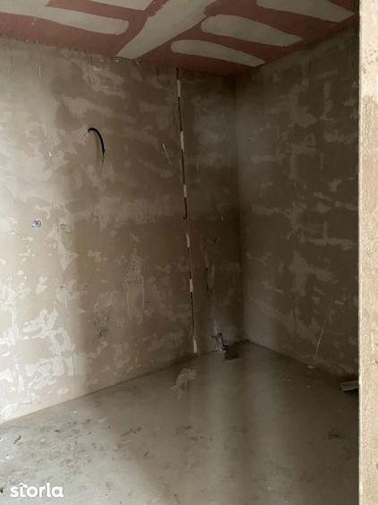 Apartament 2 camere semifinisat, etaj 1, balcon, priveliste - 1