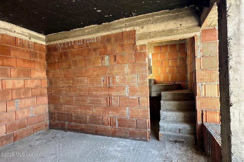 Domnesti - Foisorului 23. Casa 2021 P+1+M si garaj, toate utilitatile - 24