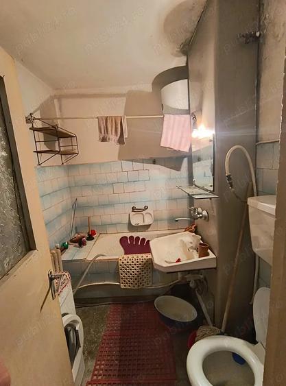 Apartament cu trei camere de vanzare in cartierul Rodnei, Reghin - 2