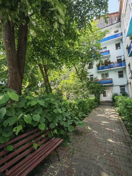 Apartament cu 3 camere decomandat în Ultracentral