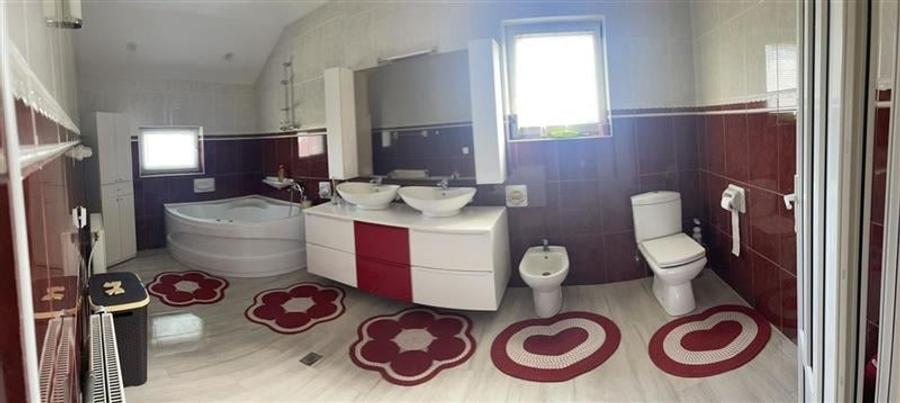 Casa cu 4 camere, 400 mp, situata in cartieurl Zorilor! - 17