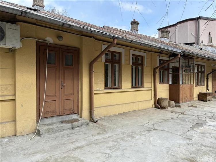 casa 3 cam zona Armeneasca- Mosilor, str. Toamnei - 2