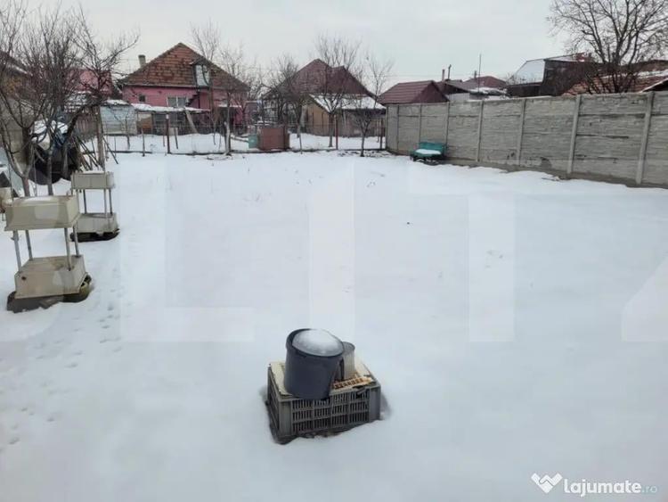 Casa de vanzare, 40 mp, teren 480mp, zona Plopi - 6